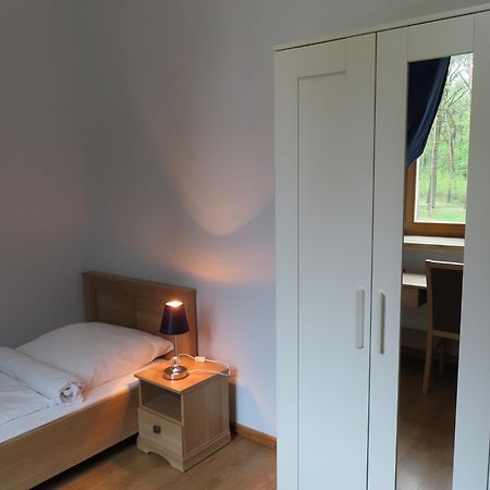 Dobry Zakatek Dom Rekolekcyjny Hotel Konstancin-Jeziorna Bagian luar foto