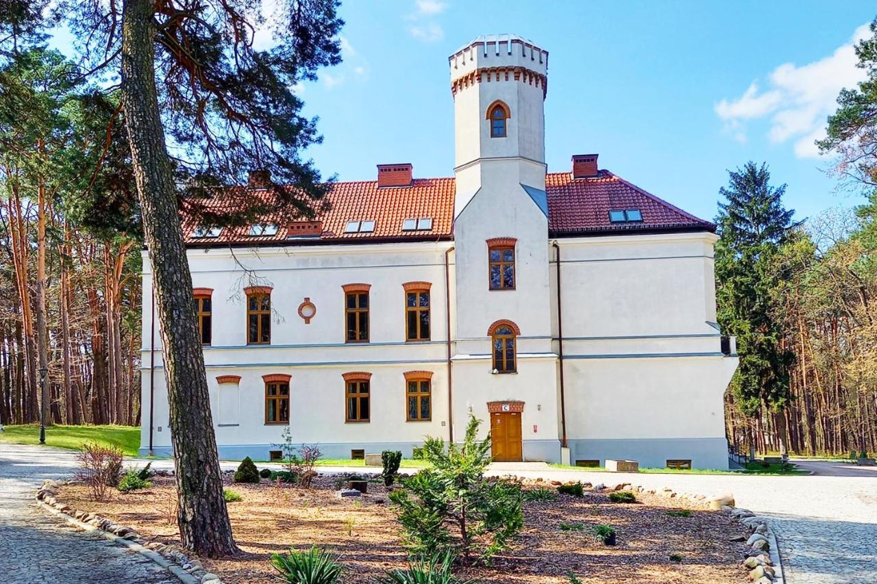 Dobry Zakatek Dom Rekolekcyjny Hotel Konstancin-Jeziorna Bagian luar foto