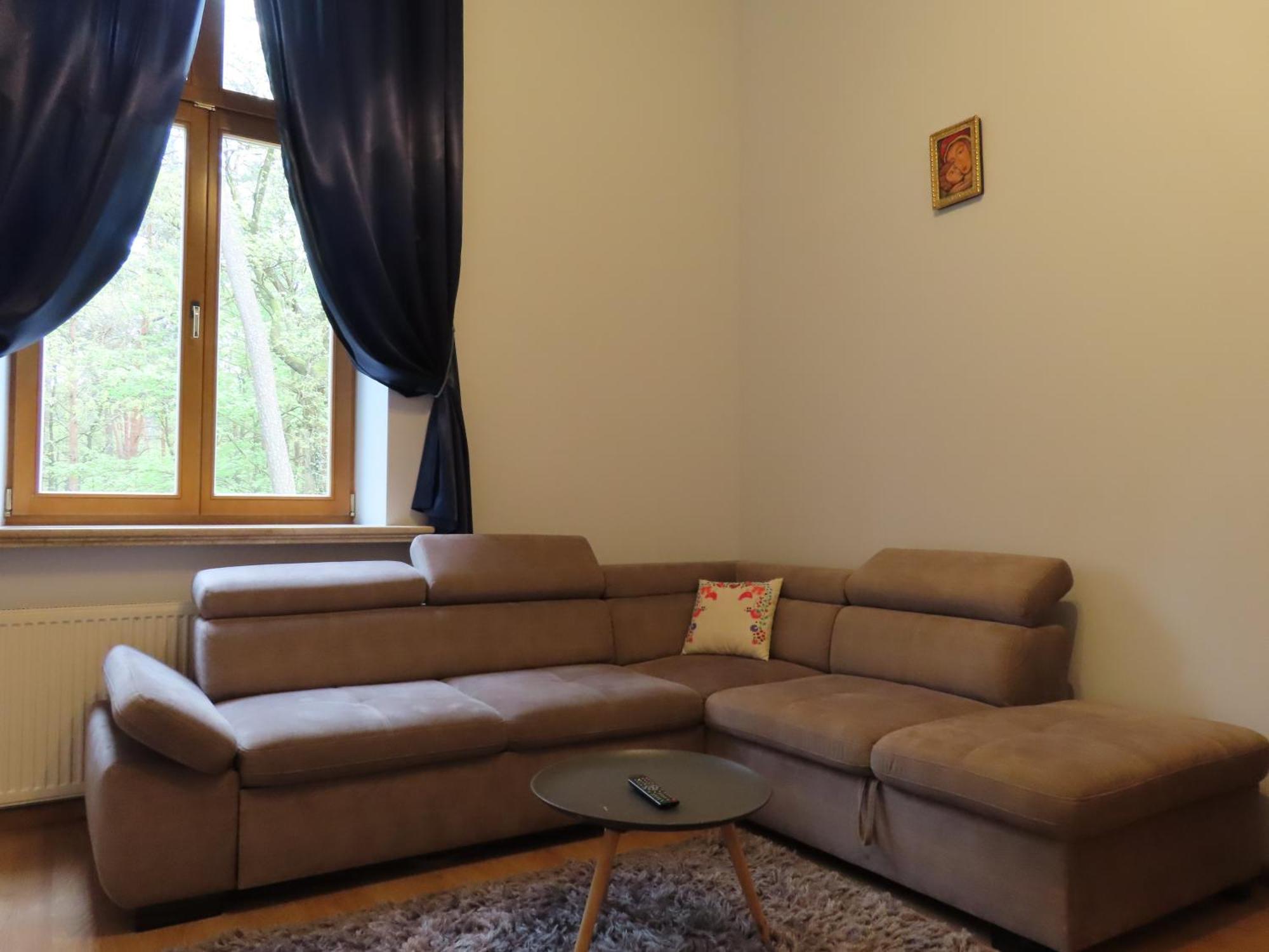 Dobry Zakatek Dom Rekolekcyjny Hotel Konstancin-Jeziorna Bagian luar foto