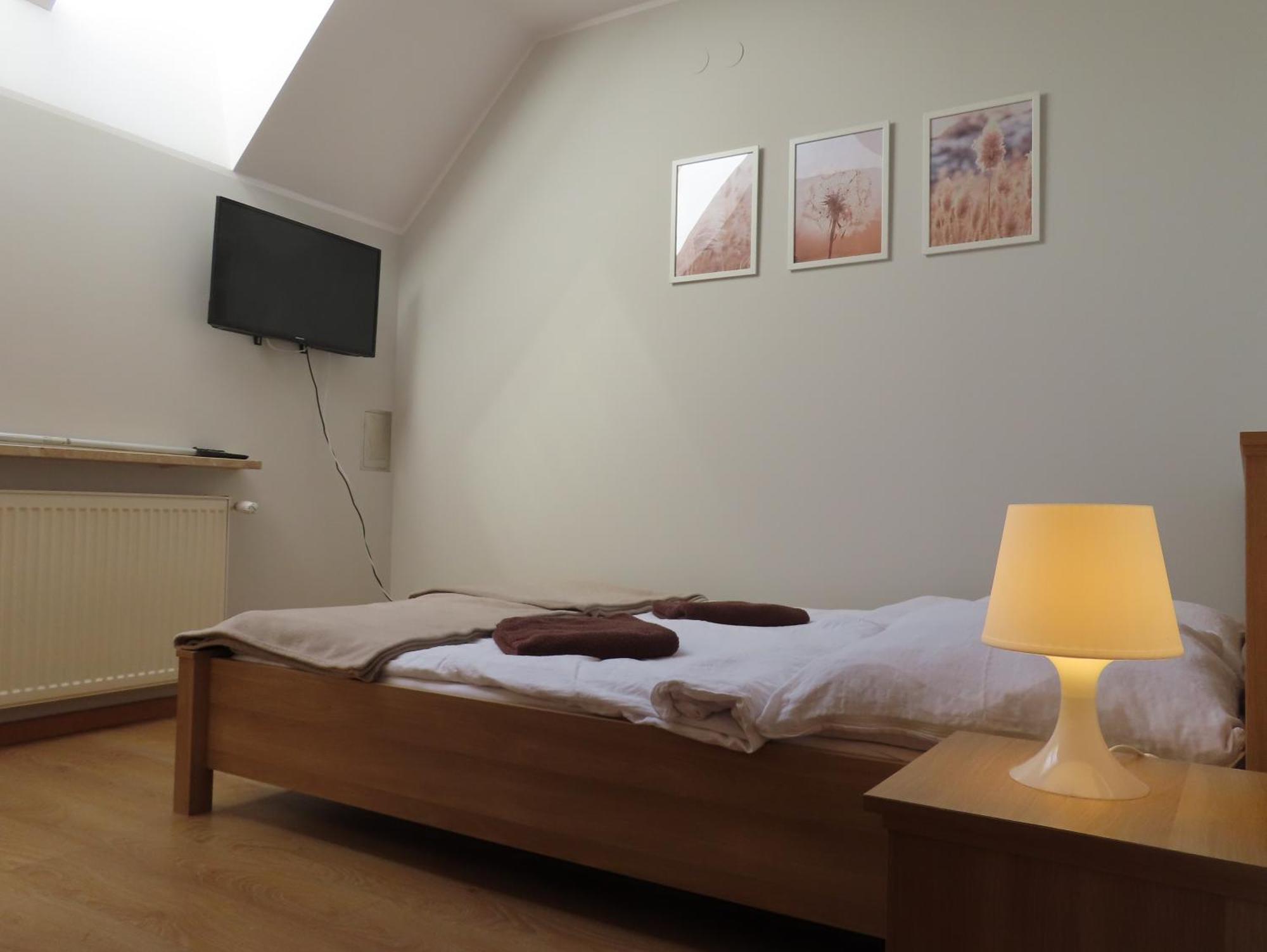 Dobry Zakatek Dom Rekolekcyjny Hotel Konstancin-Jeziorna Bagian luar foto