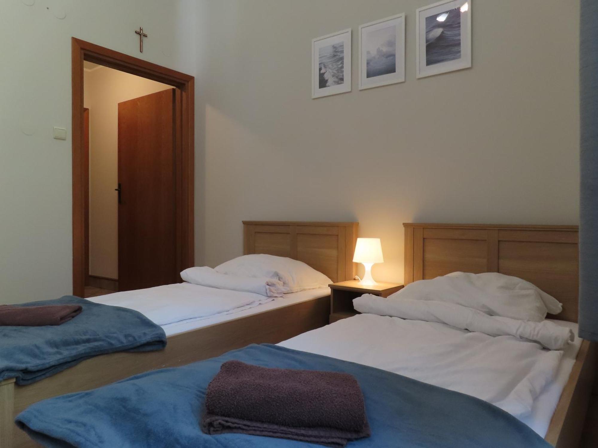 Dobry Zakatek Dom Rekolekcyjny Hotel Konstancin-Jeziorna Bagian luar foto