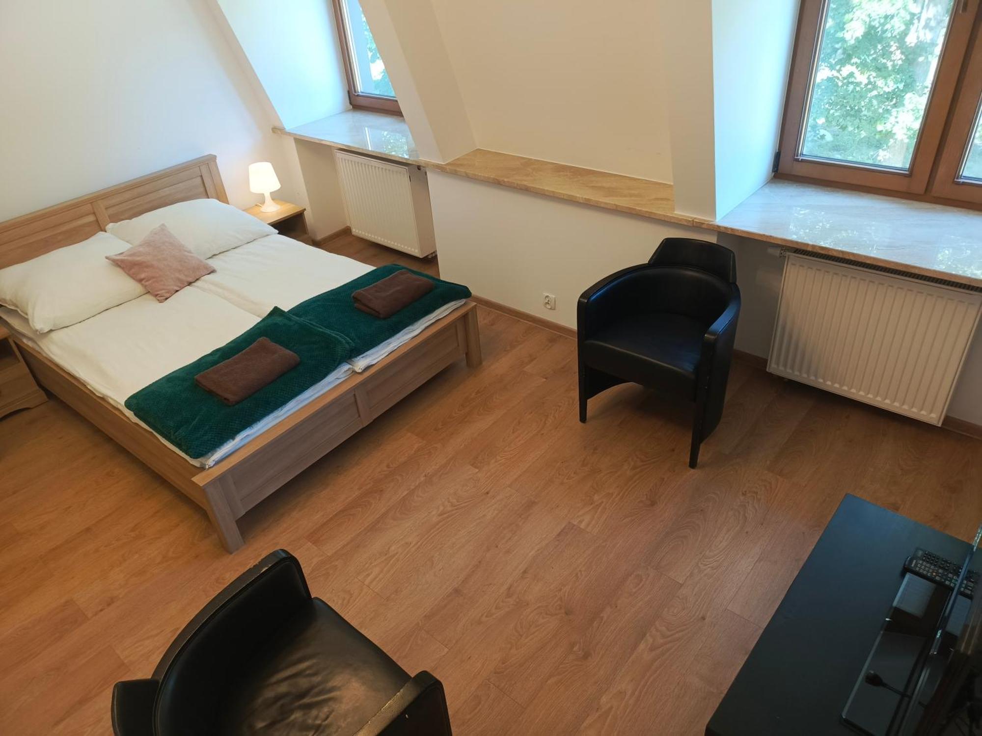 Dobry Zakatek Dom Rekolekcyjny Hotel Konstancin-Jeziorna Bagian luar foto